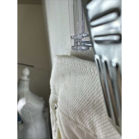 Levi’s Women's 33 Mid Length Midrise Denim Shorts Stretch Off White NWT - Picture 6 of 15